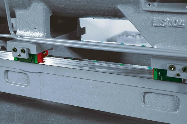 linear guide way of injection molding linear guide way of injection molding