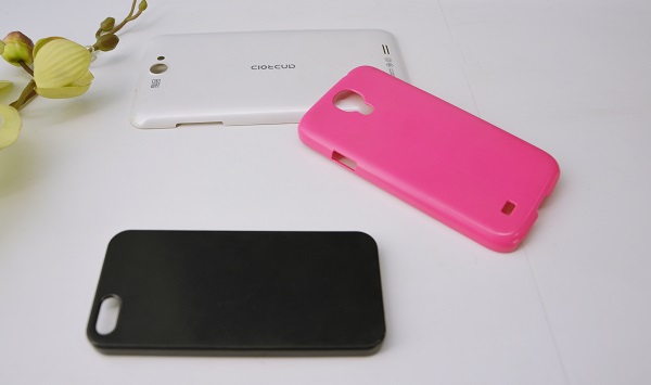 mobile phone cover produced by injection molding machine mobile phone cover produced by injection molding machine